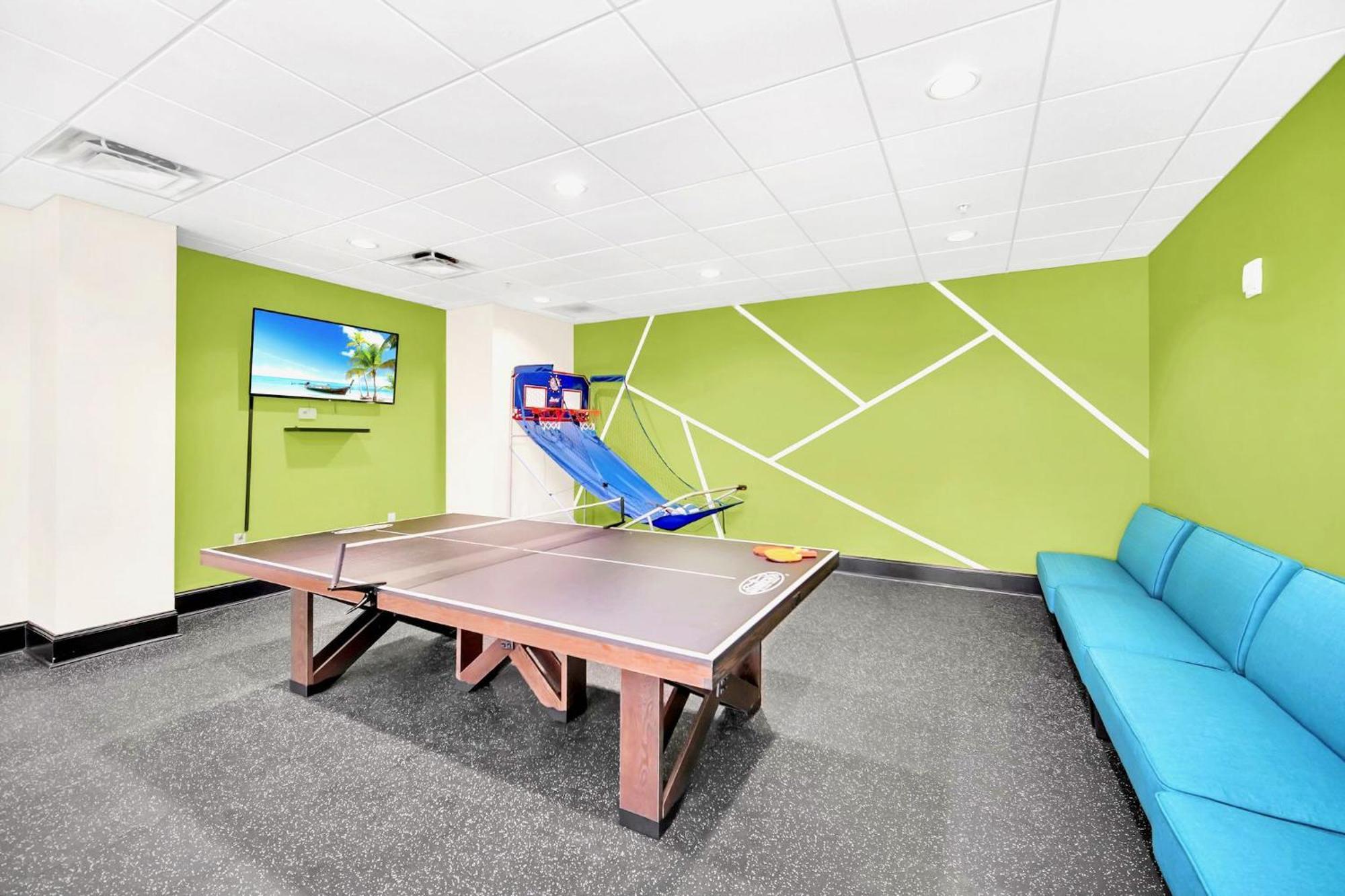 Bright & Modern 2Br Condo With Pool & Hot Tub, Near Disney! 奥兰多 外观 照片