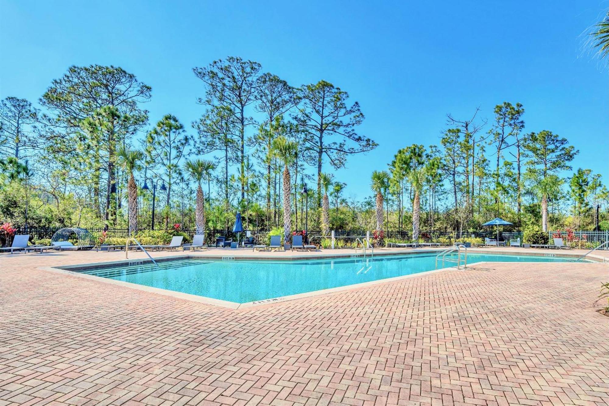Bright & Modern 2Br Condo With Pool & Hot Tub, Near Disney! 奥兰多 外观 照片