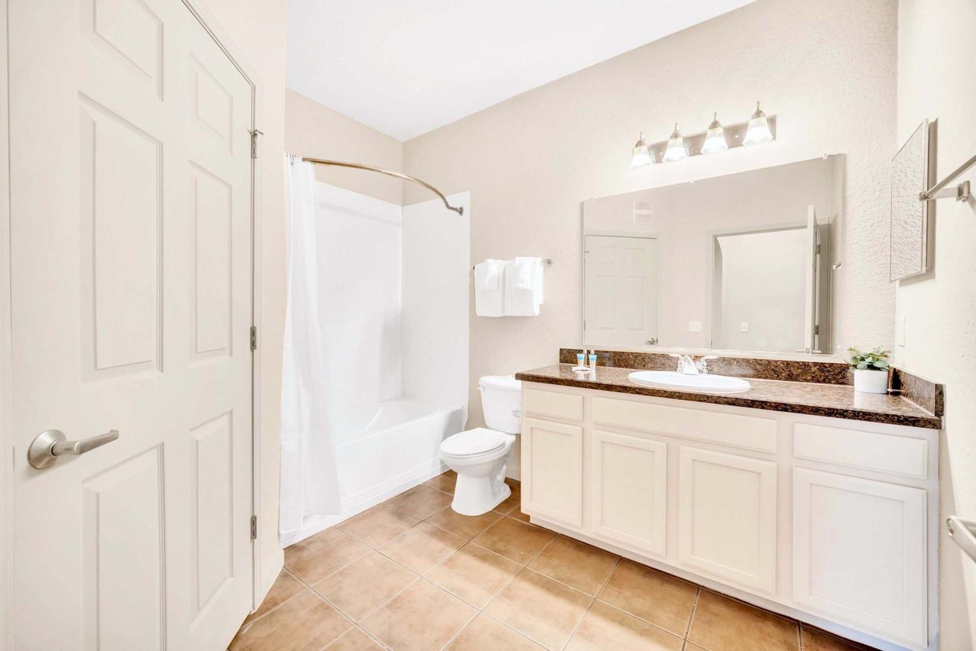 Bright & Modern 2Br Condo With Pool & Hot Tub, Near Disney! 奥兰多 外观 照片