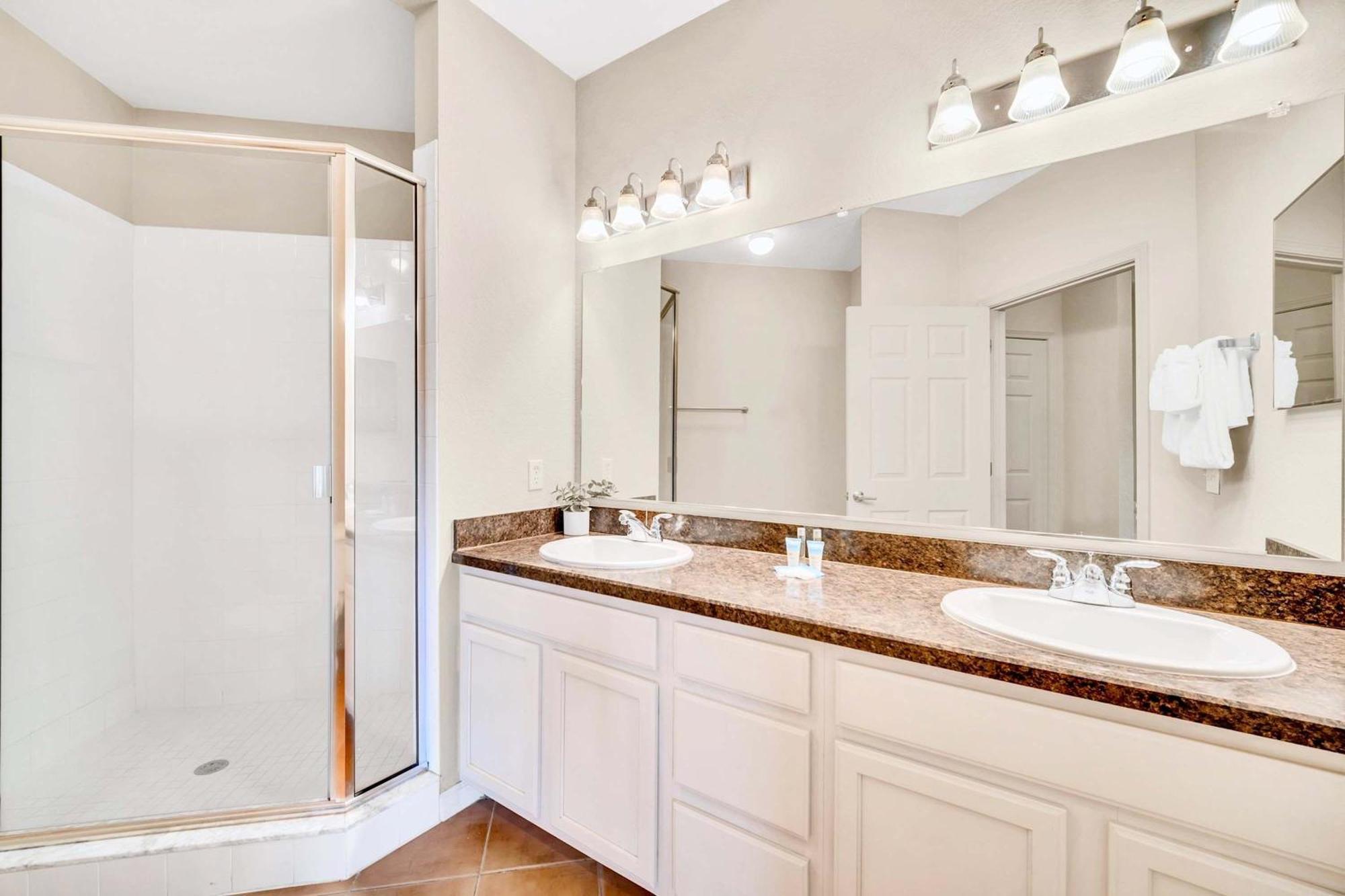 Bright & Modern 2Br Condo With Pool & Hot Tub, Near Disney! 奥兰多 外观 照片