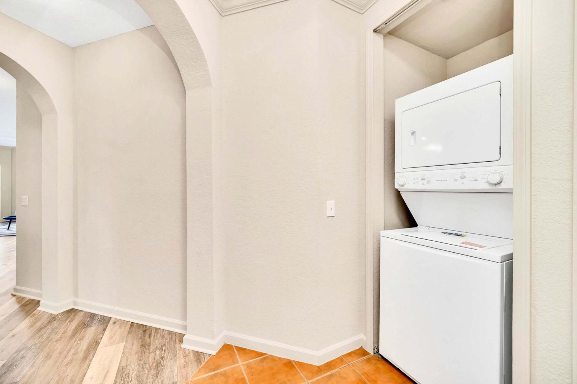 Bright & Modern 2Br Condo With Pool & Hot Tub, Near Disney! 奥兰多 外观 照片